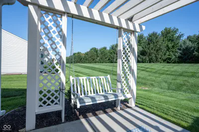 15962 Venito Trail, Fishers - 45