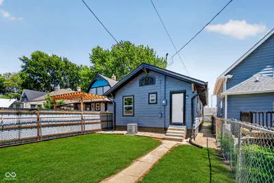 2240 Pennsylvania Street, Indianapolis - 20
