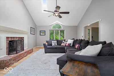 9127 Pinecreek Court, Indianapolis - 5