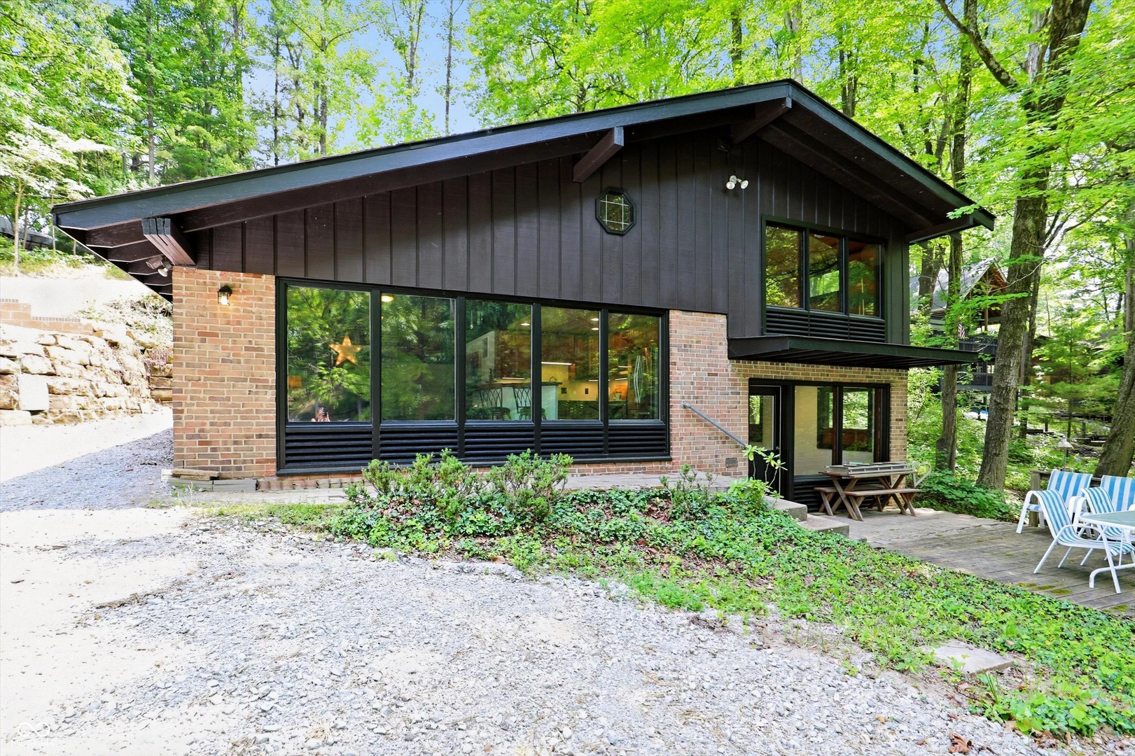 7310 Salmon Drive, Nineveh