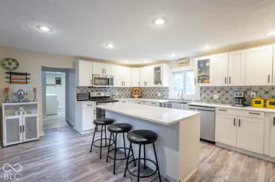 1744 1000, Fountaintown - 10