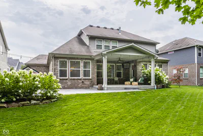 2790 High Grove Circle, Zionsville - 35