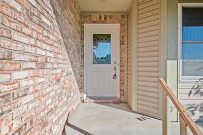 2420 E Mill Stream Drive, Greenfield - 6