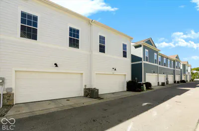 648 Lagerfield Drive, Carmel - 52