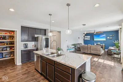 6673 Laurelwood Drive, Pendleton - 4
