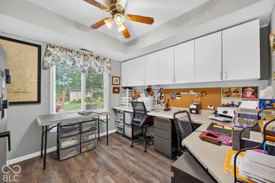 261 Oakwood, Greenwood - 26