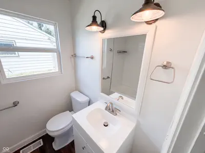 1453 E Lynn Drive, Indianapolis - 18