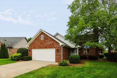 1102 Sarah Court, Greenwood - 2