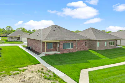 12756 N Commons East Drive, Mooresville - 53