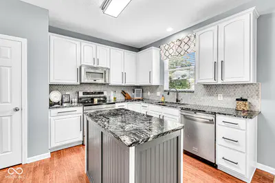 8744 Rapp Drive, Indianapolis - 23
