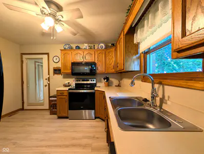 5011 Countess Drive, Columbus - 12