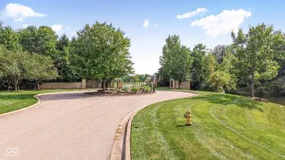 10470 Woodhall Lane, Carmel - 4