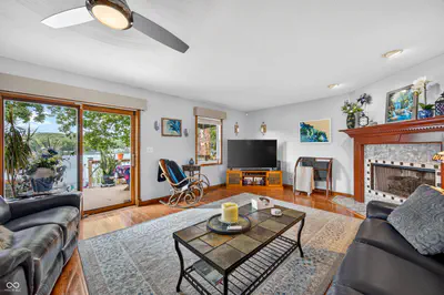235 Eagle Drive, Nineveh - 27