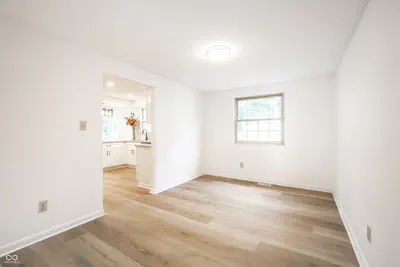 9320 Thornwood Drive, Indianapolis - 19