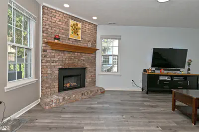 7349 Plantation Lane, Avon - 16