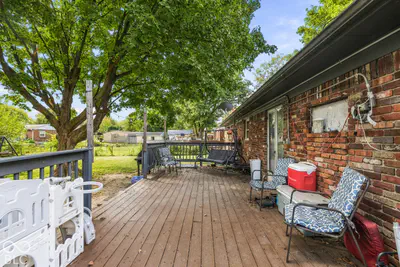 5 Angela Court, Beech Grove - 24