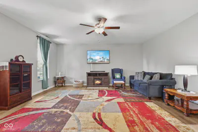 2537 Riviera Place, Greenwood - 7