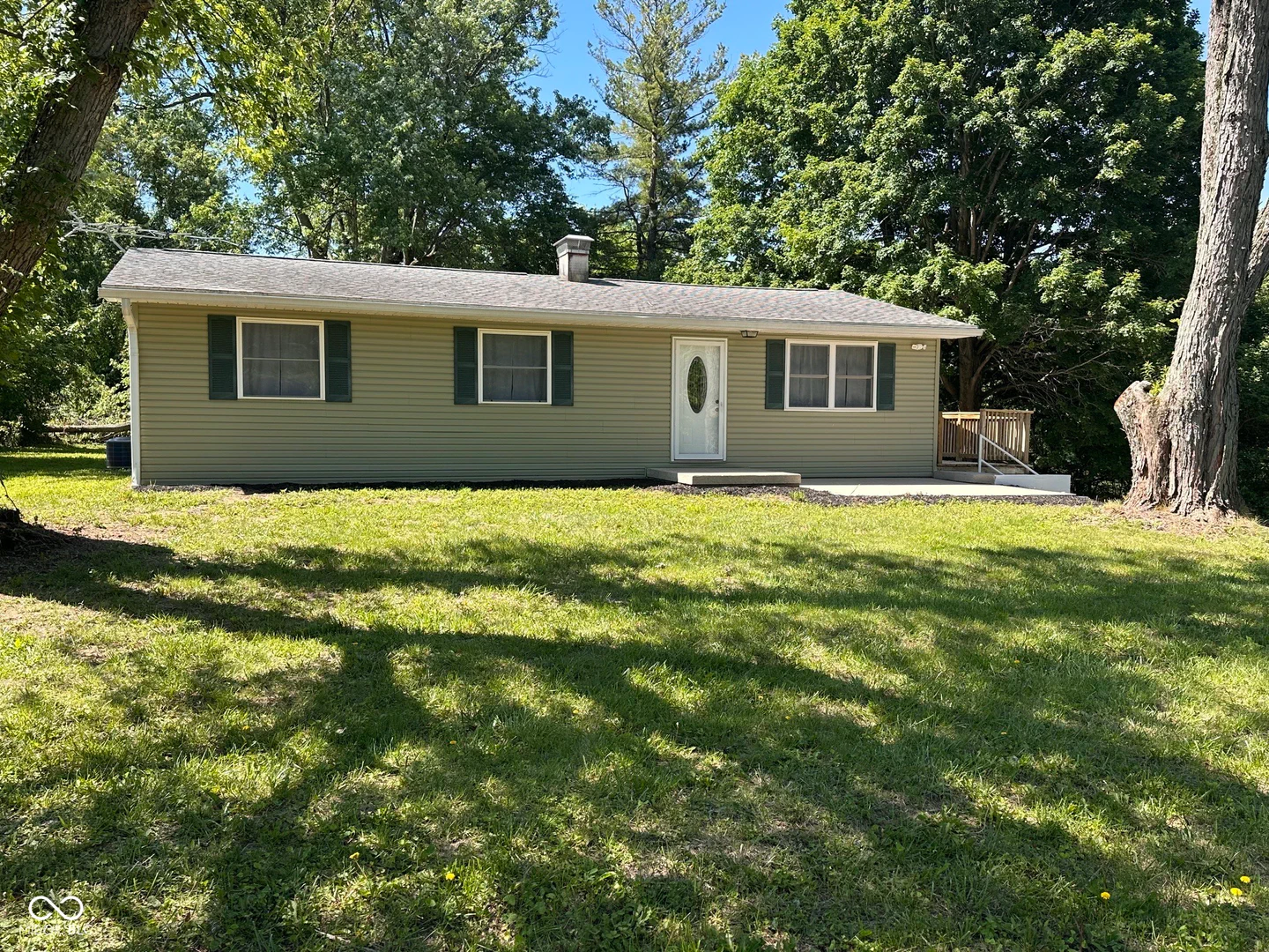 1742 Range Line Road, Greencastle