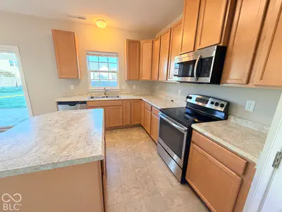 652 Classic Lane, Greenwood - 8