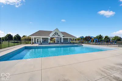 11058 Stoneleigh Drive, Noblesville - 48
