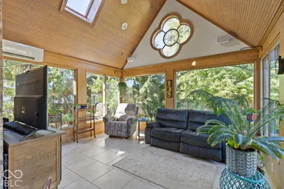 8830 Sargent Creek Court, Indianapolis - 31