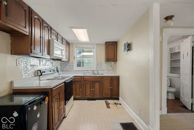 622 W 41st Street, Indianapolis - 4