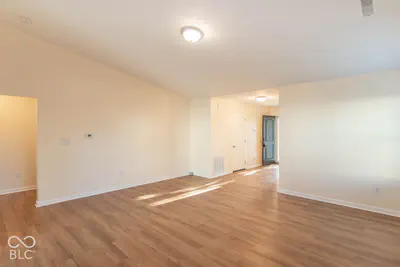 6336 Emerald Springs Drive, Indianapolis - 10