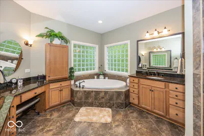 8809 William Penn Circle, Indianapolis - 40