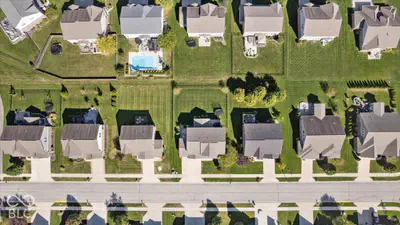 5570 Stream Drive, McCordsville - 47