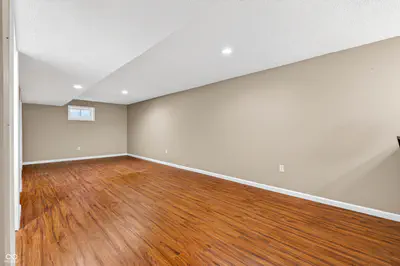 697 Lake Vista Drive, Columbus - 45