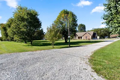 13036 Ragan Lane, Camby - 27