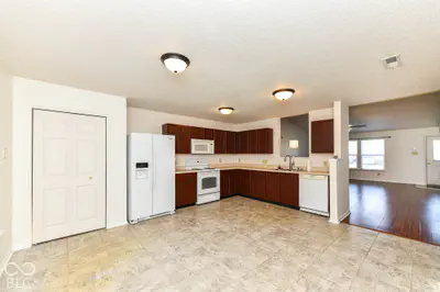 9143 Stones Bluff Place, Camby - 8