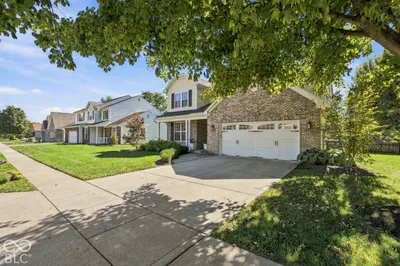 7591 Purple Cress Drive, Avon - 4