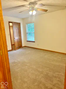 8930 Stepping Stone Way, Avon - 20