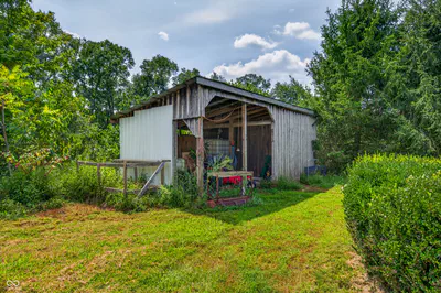 6821 W County Road 700 N, Freetown - 27