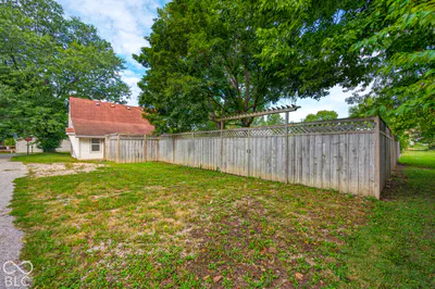 300 E Ohio Street, Trafalgar - 58