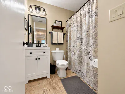 8314 Windovers Drive, Indianapolis - 19