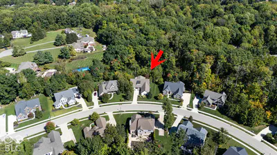 6562 W May Apple Drive, McCordsville - 81
