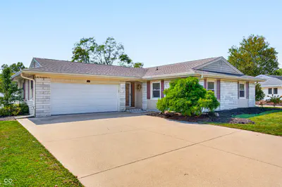 2846 Hillside Drive, Bedford - 2