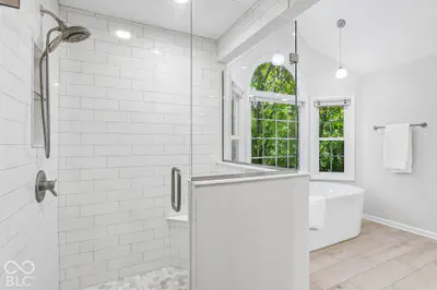 8703 Waterside Drive, Indianapolis - 36