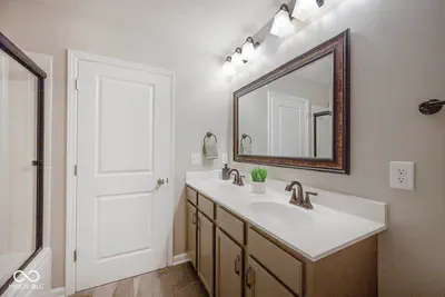 11888 Geyser Court, Fishers - 27