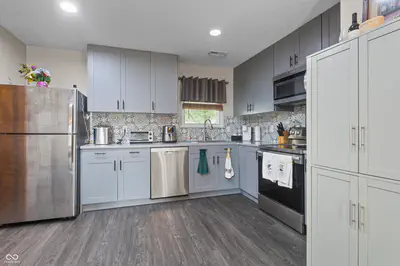 5135 Milhouse Road, Indianapolis - 13