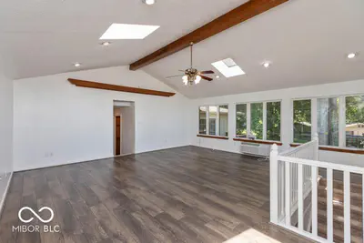 5329 W Smith Valley Road, Greenwood - 23