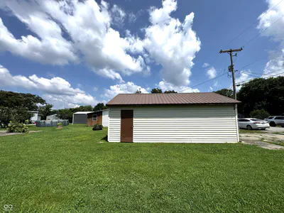 117 S Jackson Street, Medora - 44