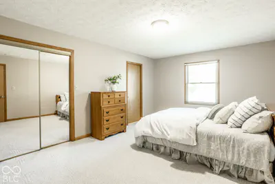 1026 Plum Street, Brownsburg - 18