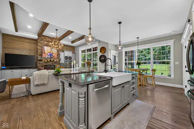 8700 Georgetown Road, Columbus - 37