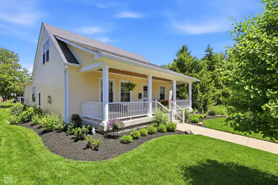 810 Pine Street, Zionsville