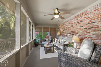 282 Adrienne Drive, Greenwood - 33