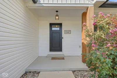 1043 Shadowlawn Avenue, Greencastle - 3