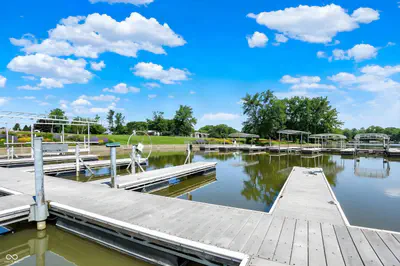 20971 Shoreline Court, Noblesville - 46